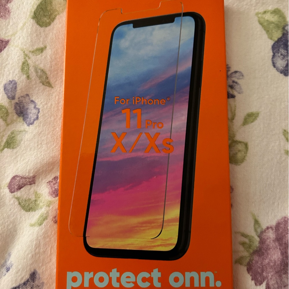 iPhone screen protector